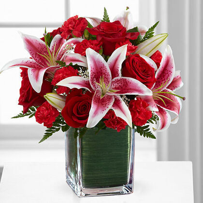 Deluxe-with 6 Roses