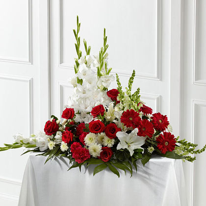 The FTD Crimson & White Arrangement